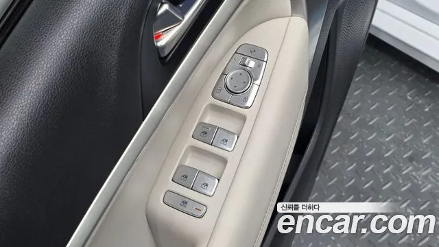Genesis G70 — Фото автомобиля 19