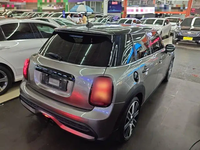 MINI Hatch — Фото автомобиля 6