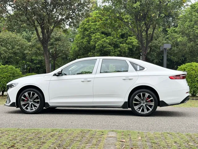 Geely Xingrui — Фото автомобиля 26