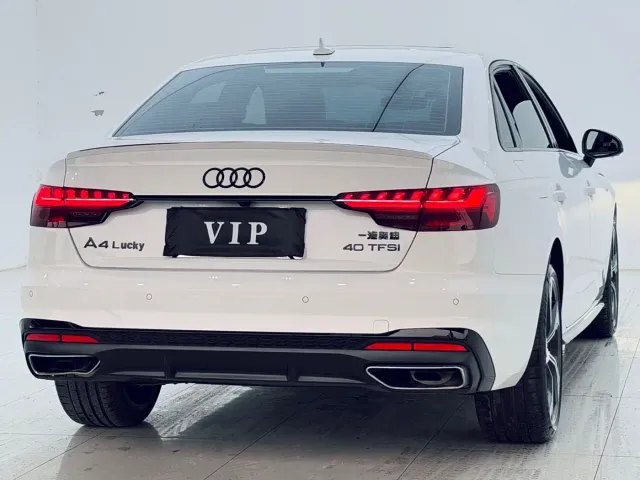 Audi A4L — Фото автомобиля 12