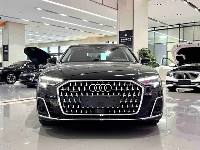 Audi A8 — Фото автомобиля 2