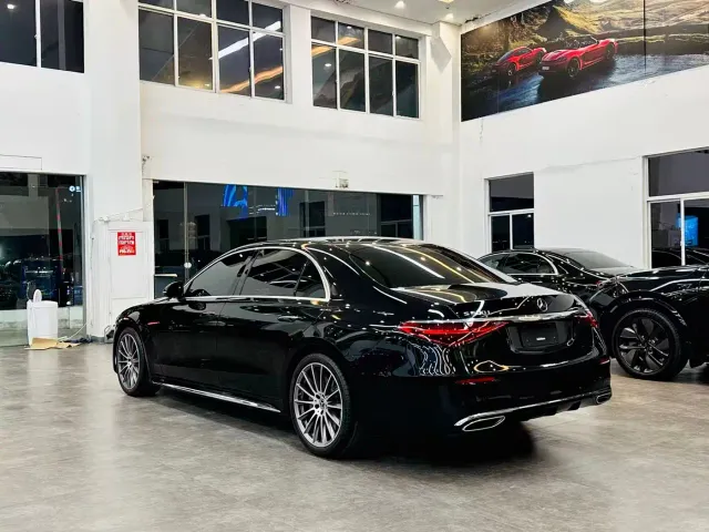 Mercedes-Benz S-Class — Фото автомобиля 4