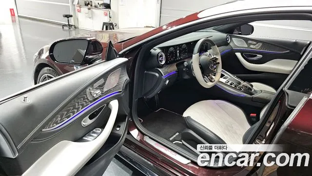 Mercedes-Benz AMG GT 4 двери 43 4MATIC+ Special Edition — Фото автомобиля 10