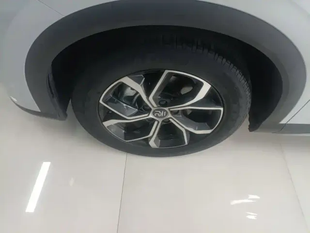 BYD Yuan PLUS — Фото автомобиля 22