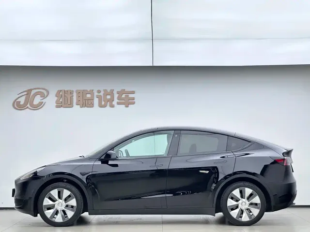 Tesla Model Y 2022 Facelift Rear-Wheel Drive Version — Фото автомобиля 5
