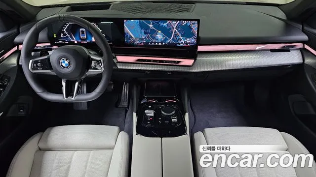 BMW 5 Series G60 — Фото автомобиля 10