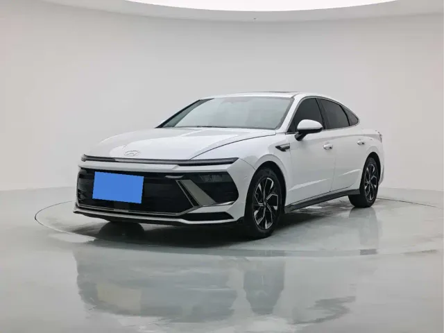 Фотография автомобиля — Hyundai Sonata