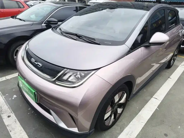Фотография автомобиля — BYD Dolphin