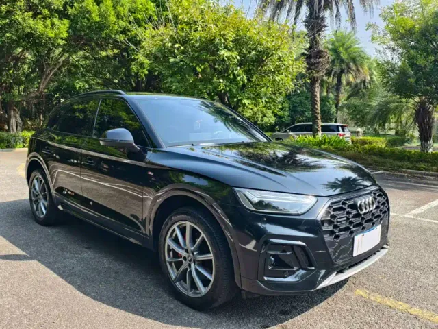 Audi Q5L — Фото автомобиля 3