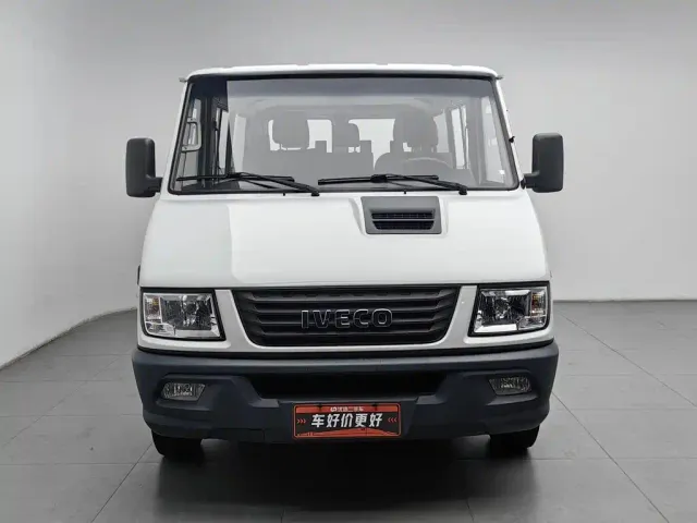 Iveco Daily — Фото автомобиля 3