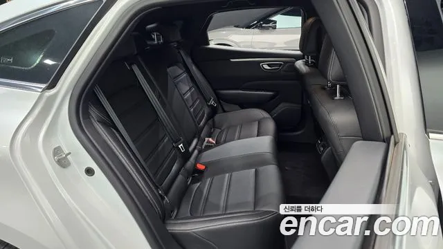 Renault Korea SM6 New — Фото автомобиля 16