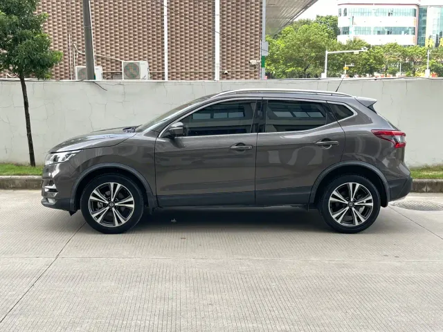 Nissan Qashqai — Фото автомобиля 4