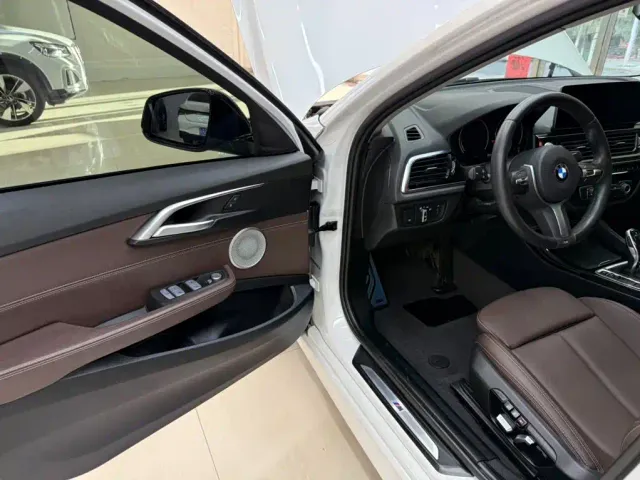 BMW 1 Series — Фото автомобиля 8