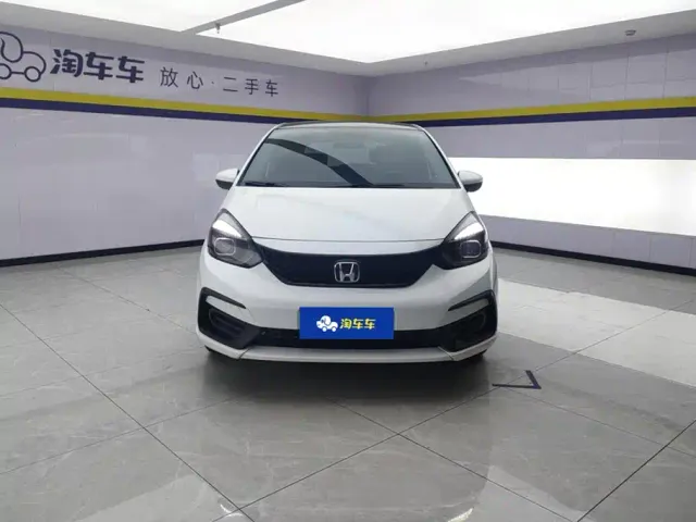 Honda Fit — Фото автомобиля 2