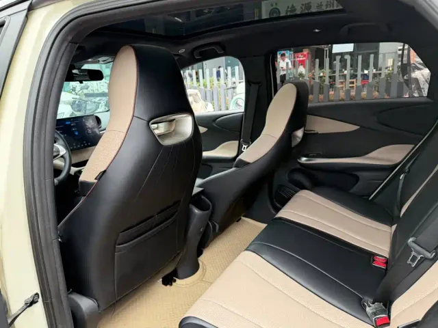 BYD Dolphin — Фото автомобиля 10