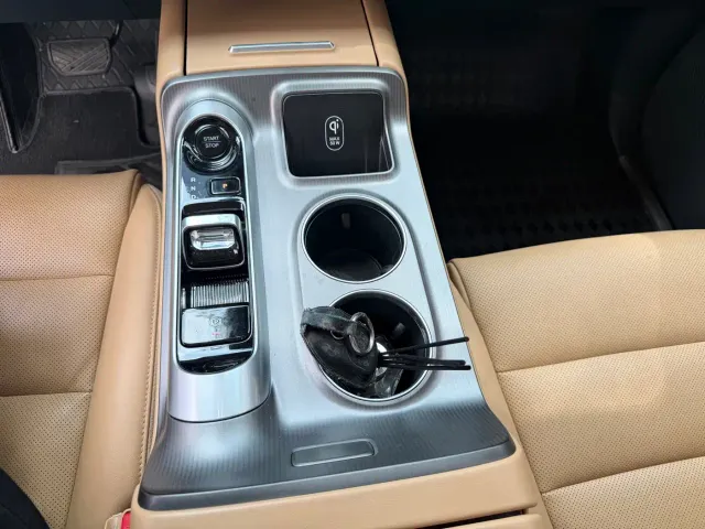 GAC Trumpchi E8 — Фото автомобиля 13