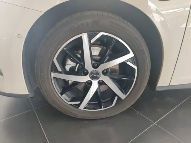 BYD Seal 07 DM-i — Фото автомобиля 22