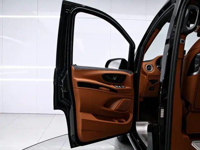 Mercedes-Benz Vito — Фото автомобиля 11