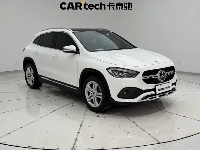 Mercedes-Benz GLA-Class — Фото автомобиля 2
