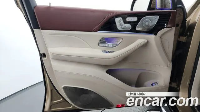 Mercedes-Benz GLS-Class — Фото автомобиля 15
