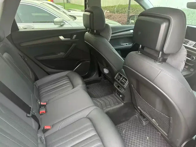 Audi Q5L — Фото автомобиля 9