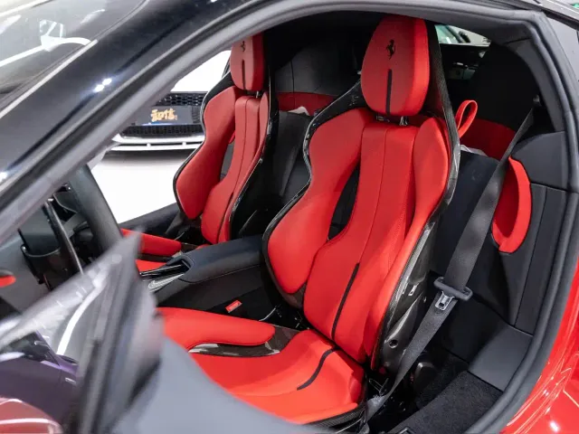 Ferrari SF90 — Фото автомобиля 14