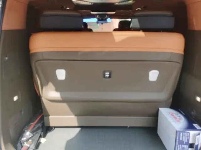 Bestune Besturn M9 — Фото автомобиля 4