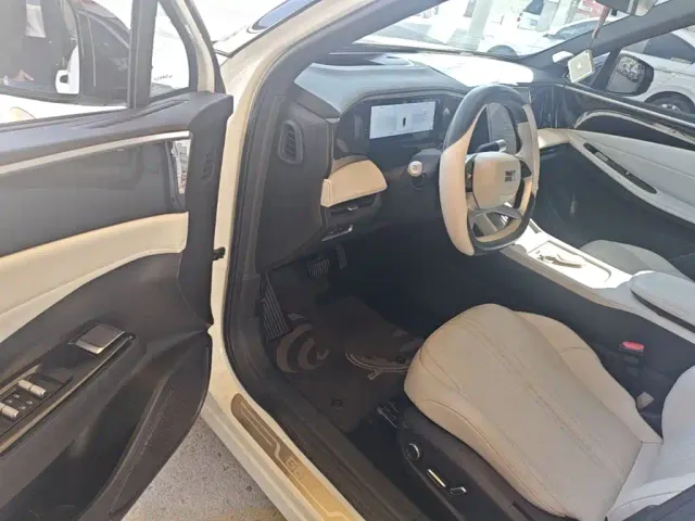 Geely Galaxy L7 — Фото автомобиля 15