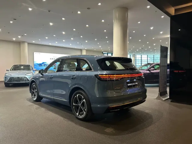 Shangjie SUV — Фото автомобиля 15