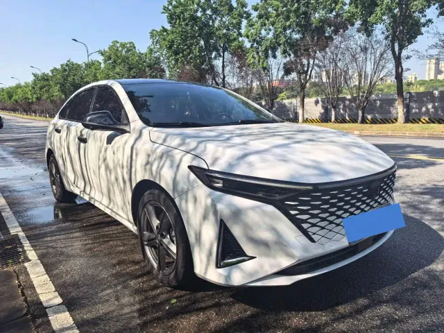 Changan Raeton Plus — Фото автомобиля 3