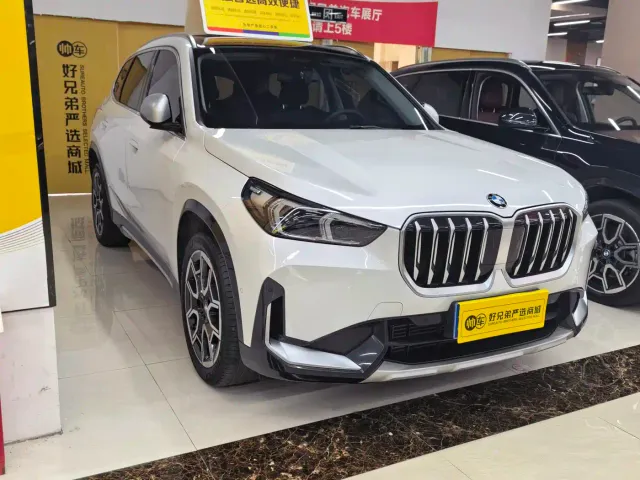BMW X1 — Фото автомобиля 3