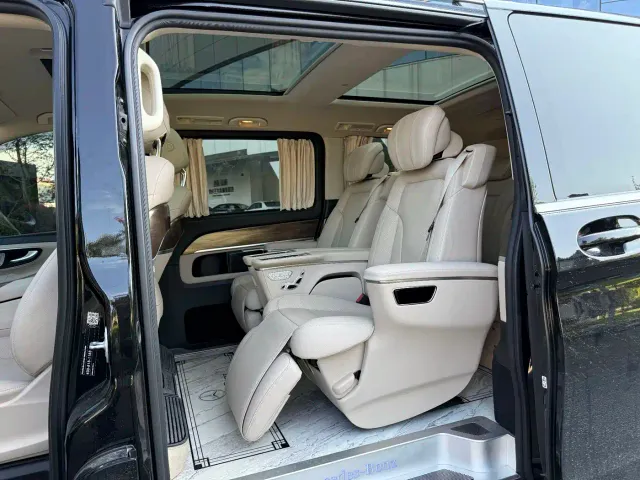 Mercedes-Benz V-Class — Фото автомобиля 8