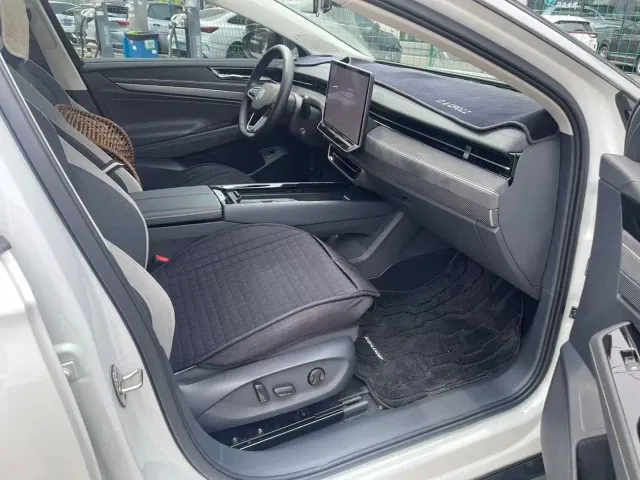 Volkswagen ID.7 Vizzion — Фото автомобиля 6