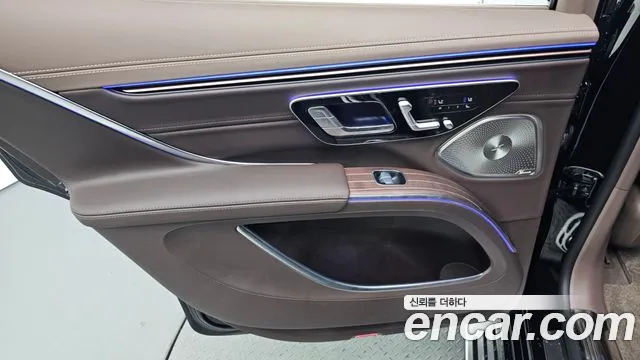 Mercedes-Benz EQS — Фото автомобиля 16