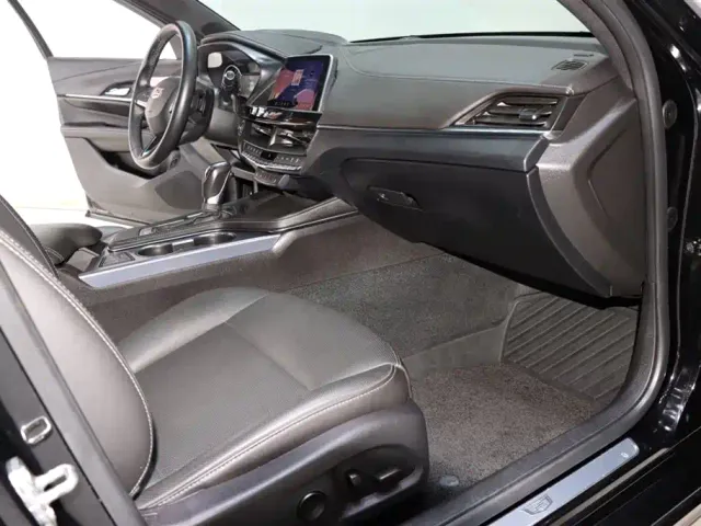 Cadillac CT4 — Фото автомобиля 7