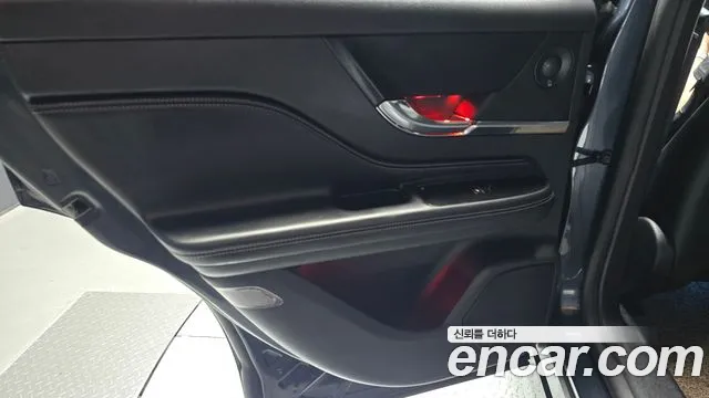 Lincoln Corsair Corsair 2.0 Reserve AWD — Фото автомобиля 25
