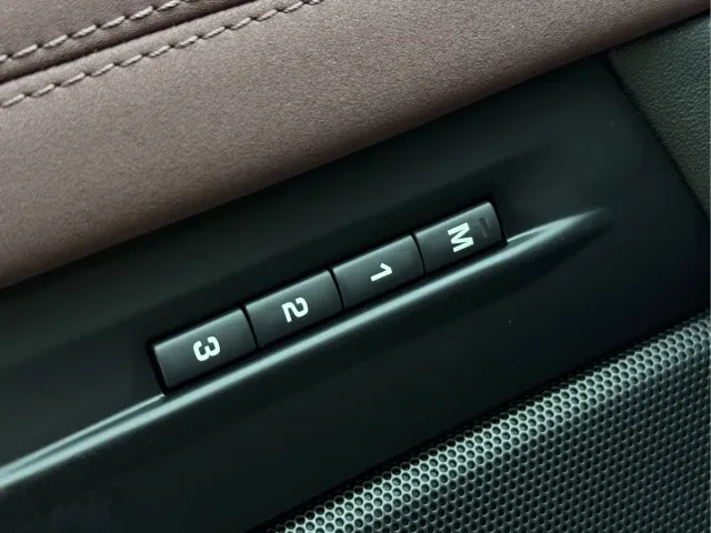 Land Rover Range Rover Evoque — Фото автомобиля 14