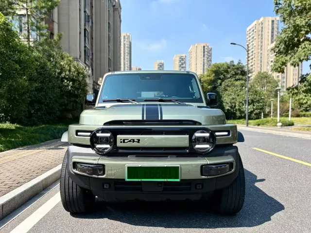 iCAR V23 — Фото автомобиля 2