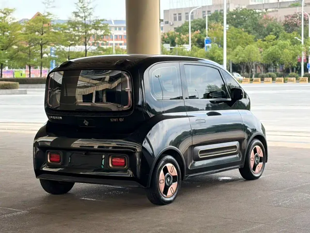 Baojun KiWi EV — Фото автомобиля 5