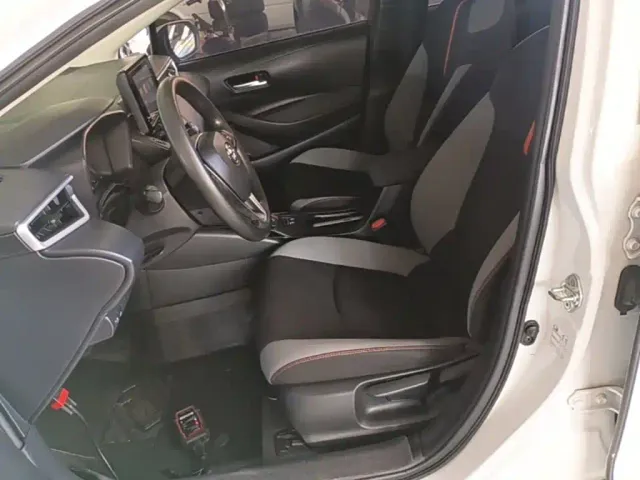 Toyota Corolla — Фото автомобиля 14