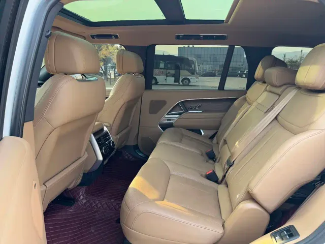 Land Rover Range Rover — Фото автомобиля 19