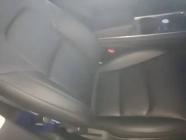 Tesla Model Y — Фото автомобиля 24