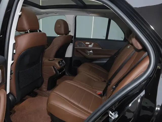 Mercedes-Benz GLE-Class — Фото автомобиля 14