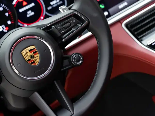Porsche Panamera — Фото автомобиля 18