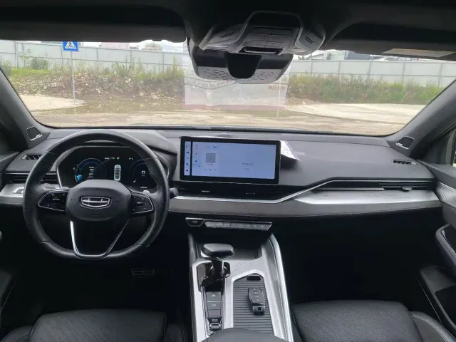 Geely Xingrui — Фото автомобиля 5