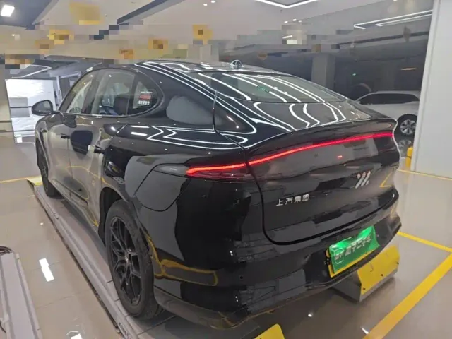 IM Motors LS6 — Фото автомобиля 4