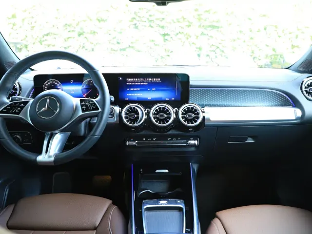 Mercedes-Benz GLB-Class — Фото автомобиля 13