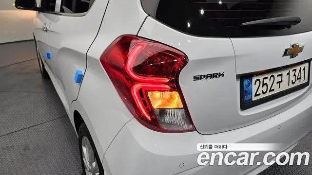 ChevroletGMDaewoo Spark Новый Spark Premier — Фото автомобиля 23