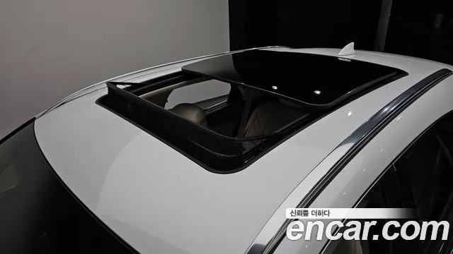 Genesis GV70 3.5T Бензин AWD — Фото автомобиля 28