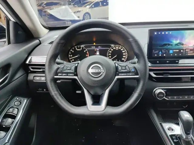 Nissan Teana — Фото автомобиля 15